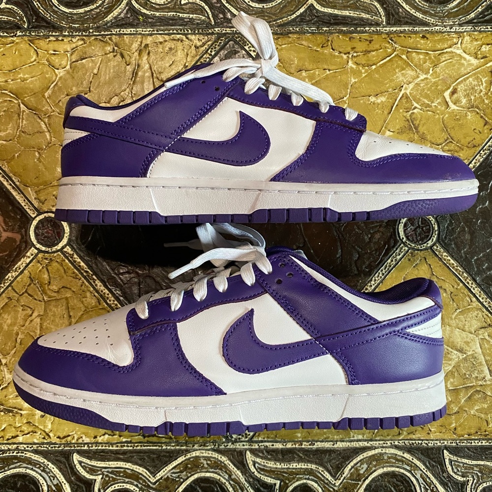 Nike Dunk Low ”Championship purple”